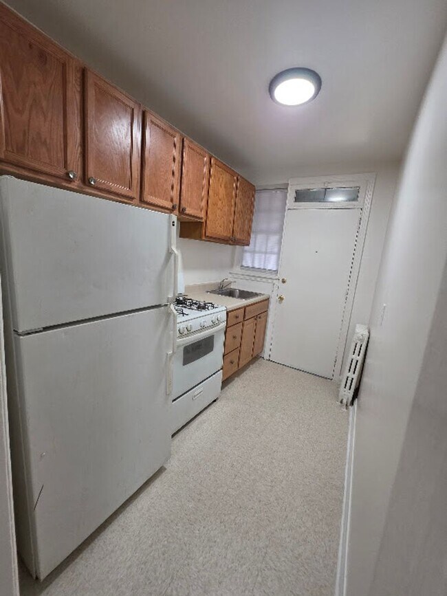 Foto del edificio - 3300 East Capitol St NE
