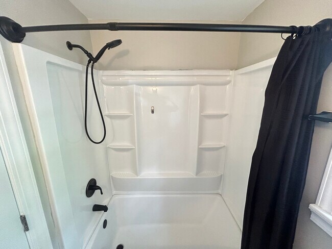 Foto del edificio - 1102 Rumar St