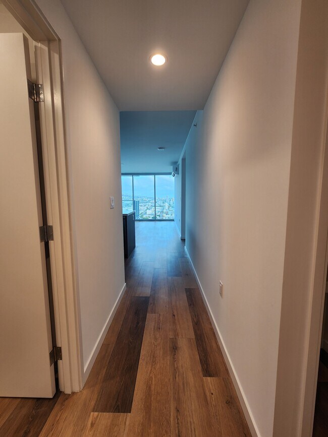 Foto del edificio - 1515 Liona St