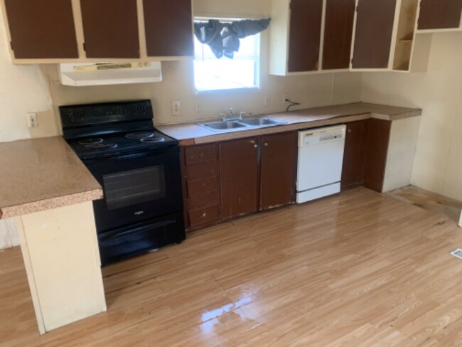 Building Photo - 8105 Moonmist Creek