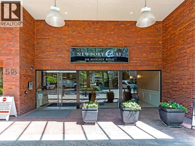 Photo du bâtiment - 518-518 Moberly Rd