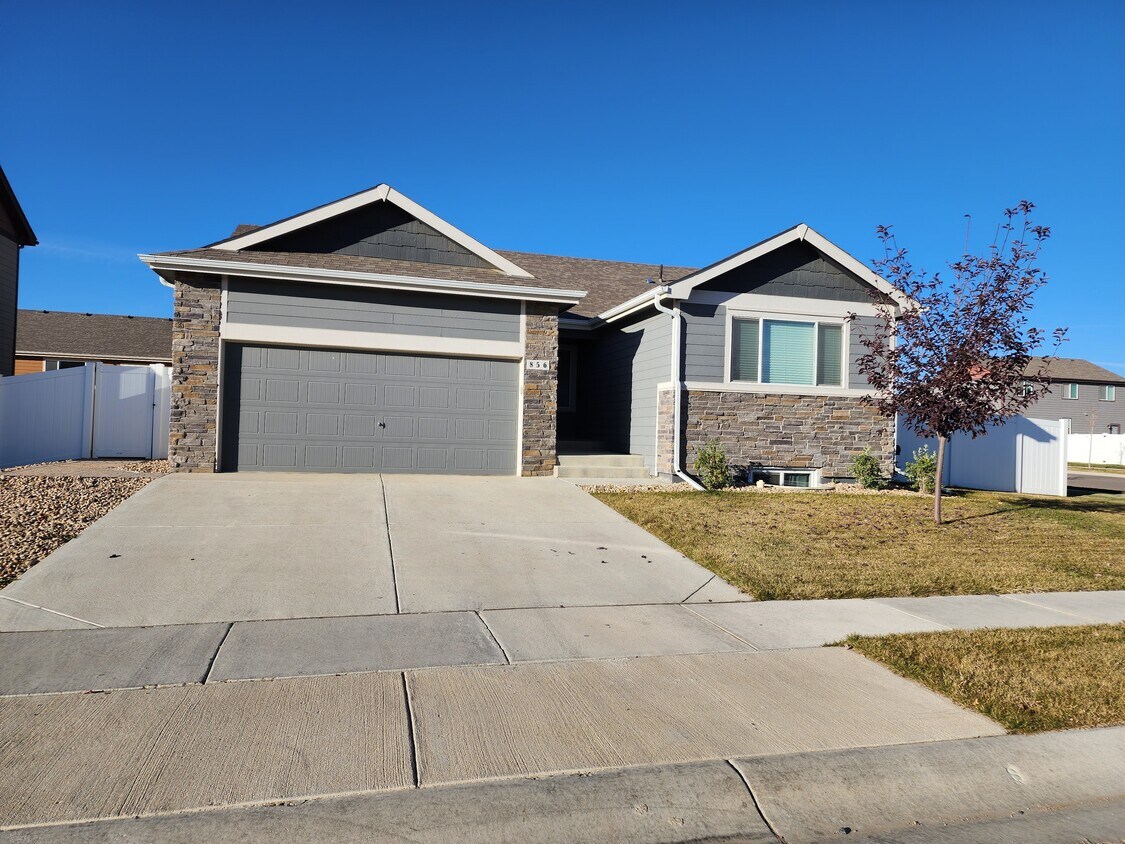 Foto principal - 856 Sunlight Peak Dr