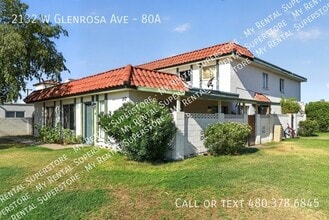 Building Photo - 2132 W Glenrosa Ave