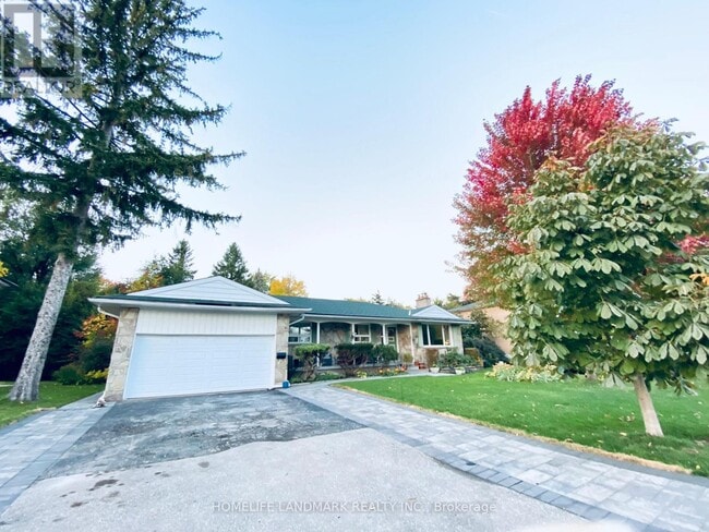 Photo du bâtiment - 156 Guildwood Pkwy