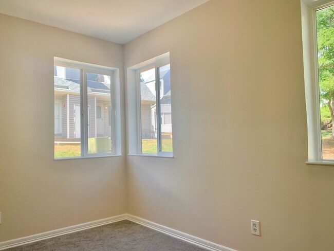 Foto del edificio - 8701 Huron St