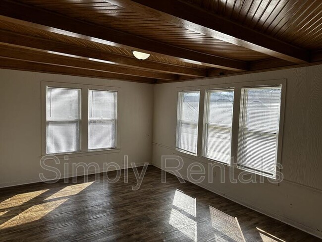 Foto del edificio - 1406 Sycamore St