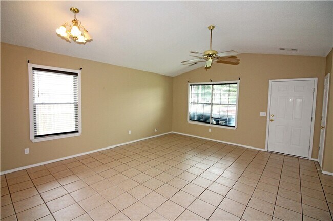 Foto del edificio - 207 SE 17th St