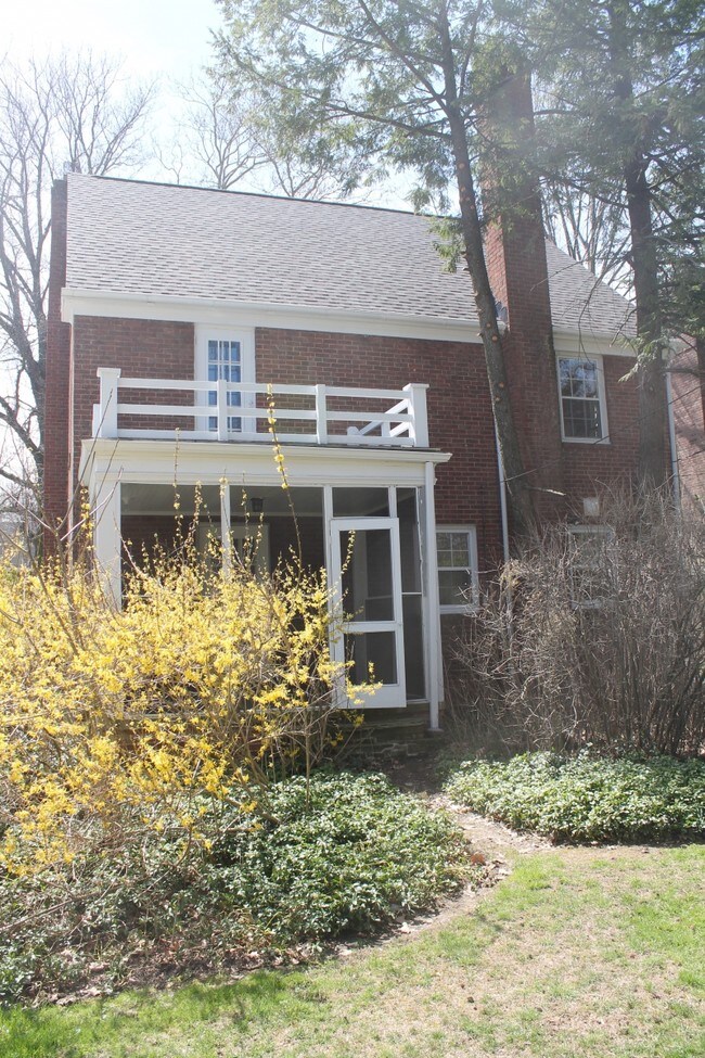 Foto del edificio - 16225 Glynn Rd