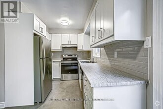 Building Photo - 42 Forest Point Dr