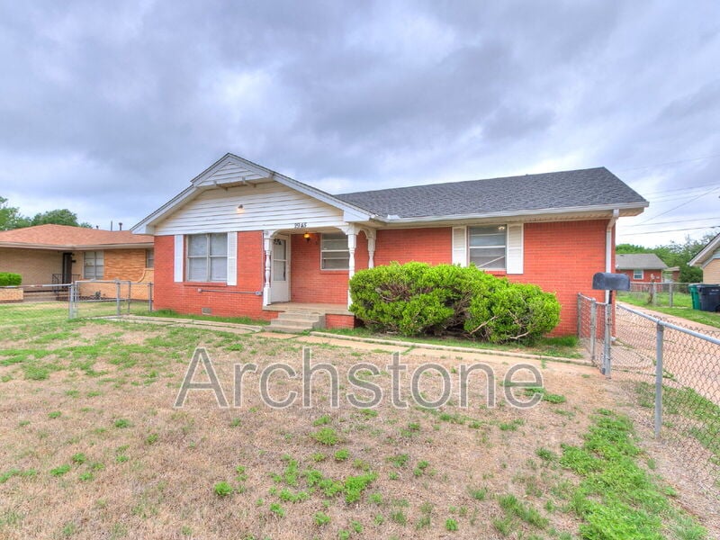 Photo - 2945 SW 54th