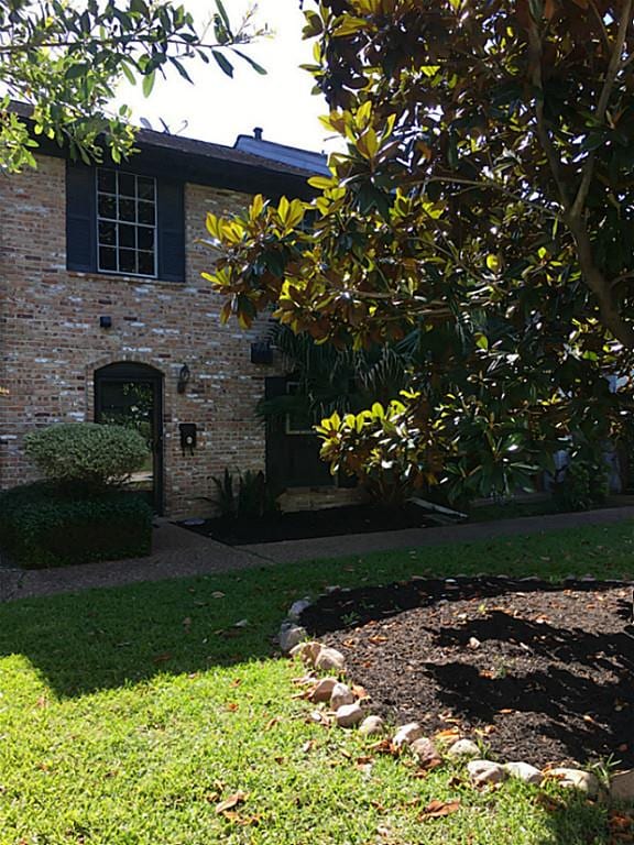 Foto del edificio - 940 Wycliffe Dr