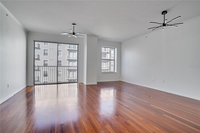 Foto del edificio - 700 S Harbour Island Blvd