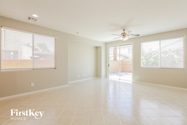 Building Photo - 8237 Cassis Ct