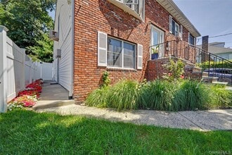 Building Photo - 46 Homewood Ave