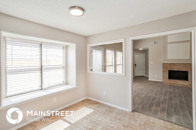 Foto del edificio - 1429 Homestead Ln