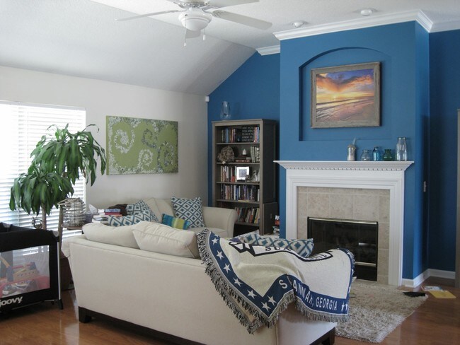 Foto del edificio - 121 Grayson Ave