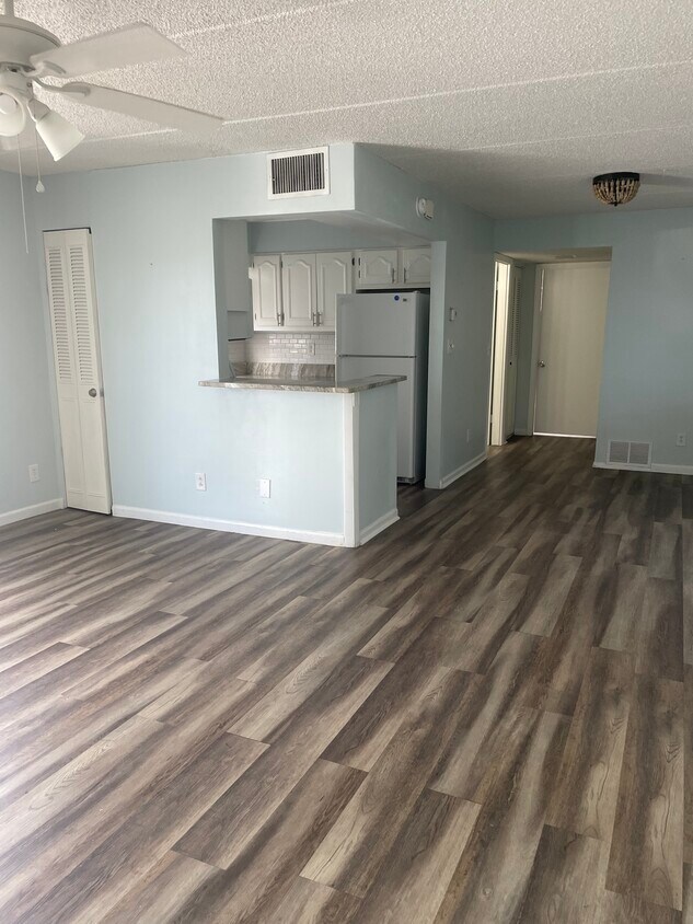 1926 Ocean Shore Blvd Unit 109, Ormond Beach, FL 32176 Condo for Rent