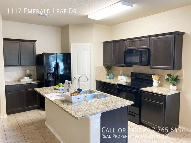 Foto del edificio - Desirable Home located in Azle!