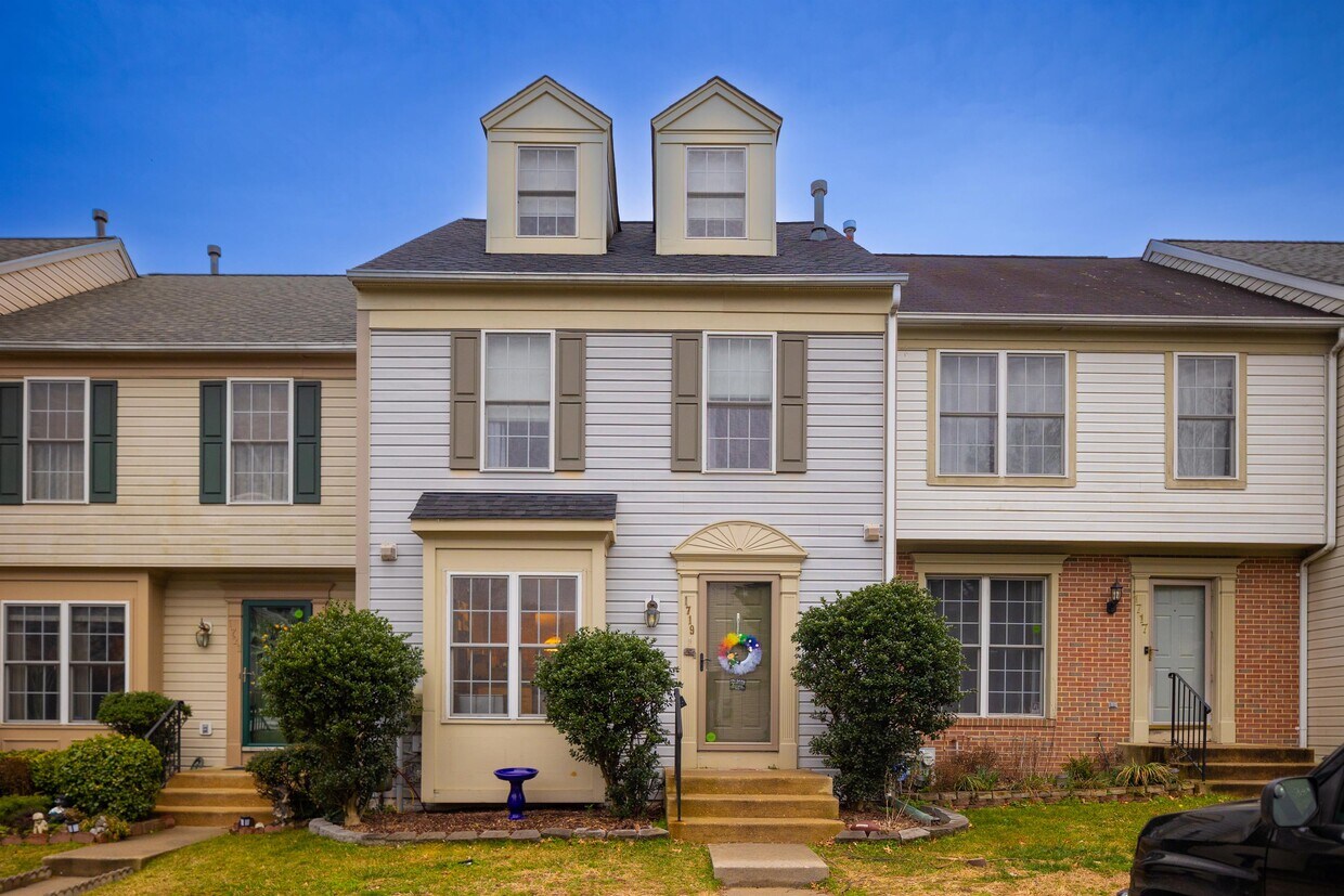 Foto principal - 1719 Wood Carriage Way