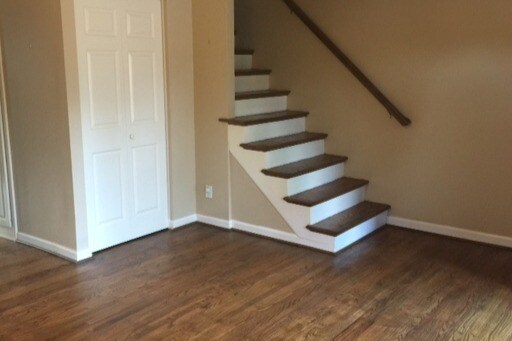 Living Room - 2831 Bexley Ct Townhome