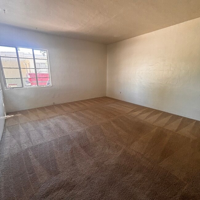 Building Photo - 1214 S Wilson St