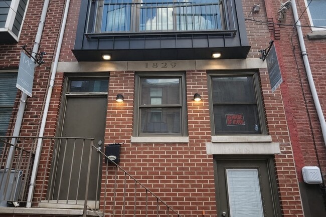 Foto del edificio - 1829 N Bouvier St