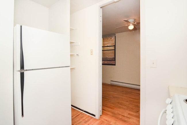 Building Photo - 1451 N Dearborn St