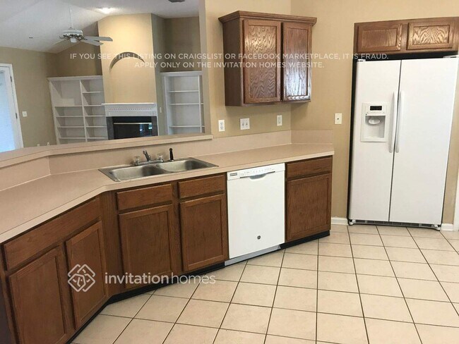 Foto del edificio - 1541 Shelter Cove Dr