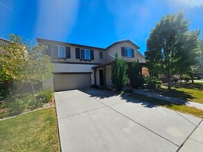 Building Photo - 914 Wilderness Way