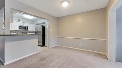 Building Photo - 2574 Marilee Ln