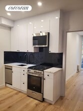 Building Photo - 509 E 77th St