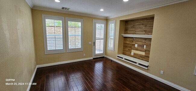 Building Photo - SANTEE - RIVERWALK - Nice 3 Bedroom / 2.5 ...