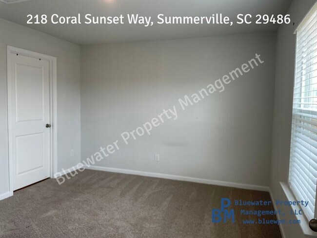 Foto del edificio - 218 Coral Sunset Wy