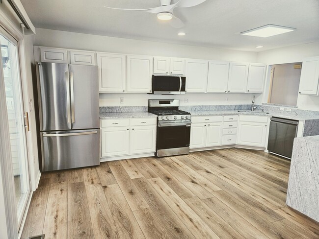 Foto del edificio - 3956 Bridle Pass