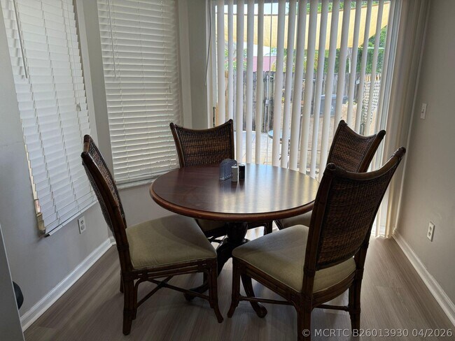 Building Photo - 12718 Westhampton Cir