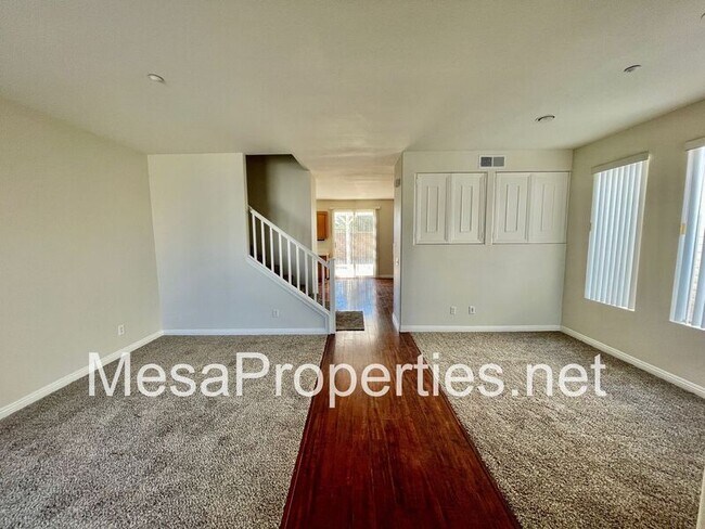 Foto del edificio - 6994 Newport Ave