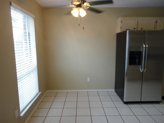 Foto del edificio - 4067 Tulip Tree Drive