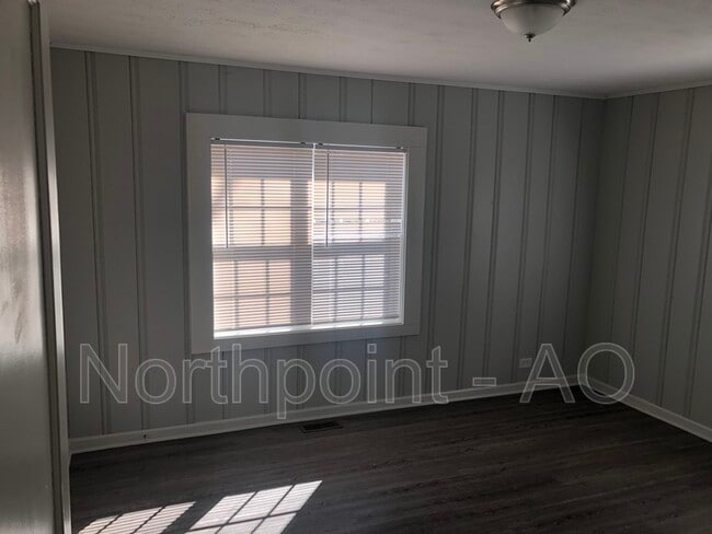 Building Photo - 451 Thomas Dorsey Dr