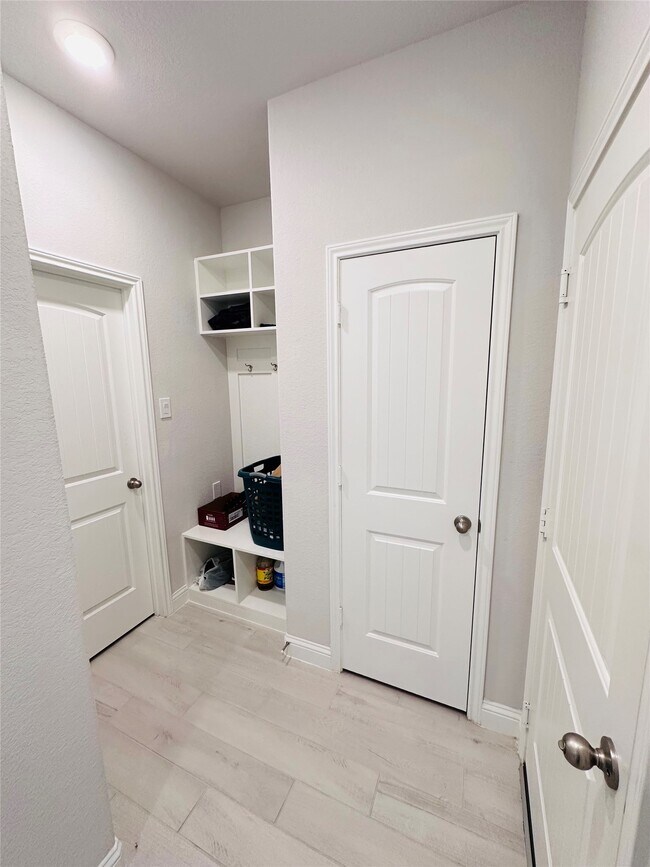 Building Photo - 15331 Leal Rancho Ct