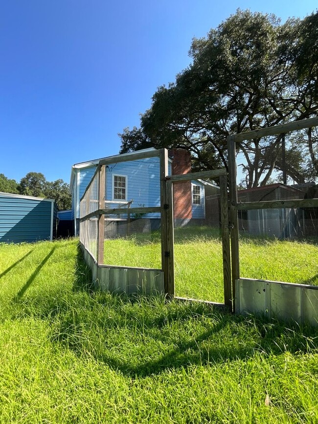 Foto del edificio - 157 O'Hara Road