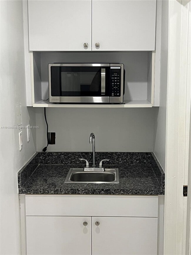 Foto del edificio - 14364 SW 159th Terrace