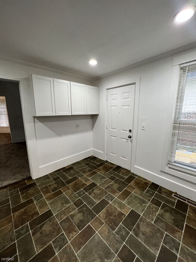 Foto del edificio - 4 br, 1 bath House - 1230 Euclid Avenue So...