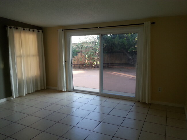 Foto del edificio - 3Bed/2Bath House w/1-Car Garage, Great Yar...