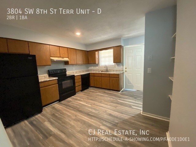 Foto del edificio - 3804 SW 8th St