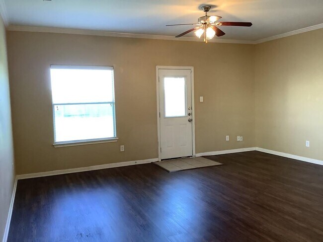 Foto del edificio - 8122 Terra Canyon Ln