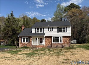 Building Photo - 11402 Creekside Dr