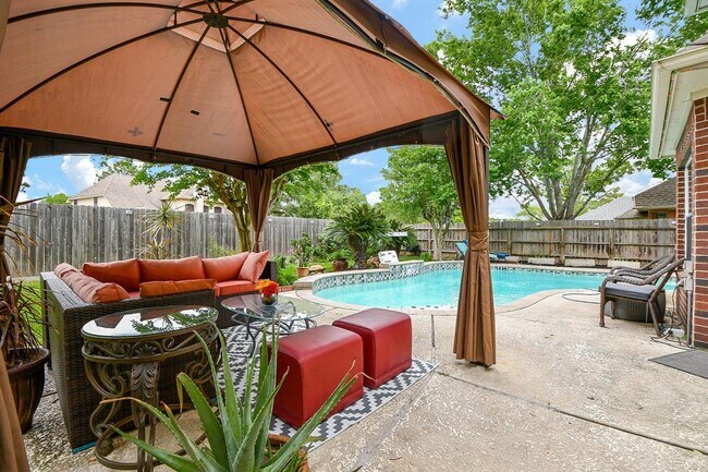 Foto del edificio - 10303 Sable Trail Ln