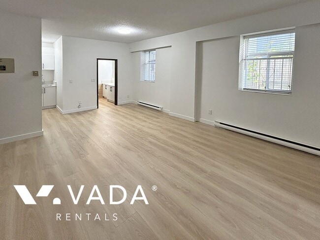 Building Photo - Hastings 1 Bedroom Apartment Rental 4-2026 Franklin St Vancouver: VADAPM.com