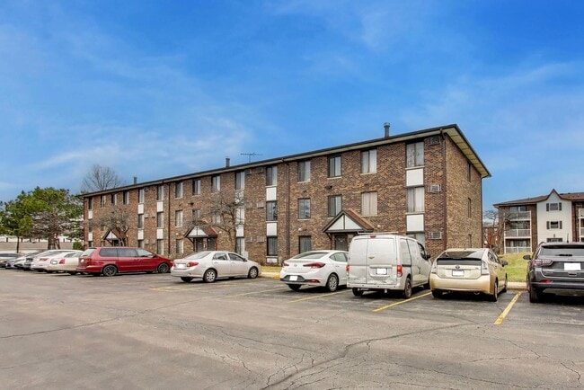 Building Photo - 239 S Gregory St