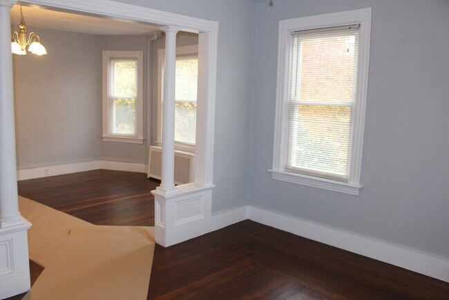 Foto del edificio - 1 Devlin Ave